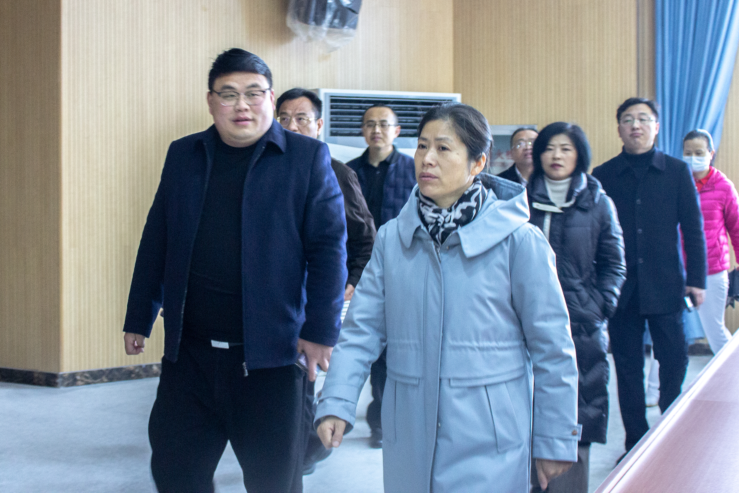 組織送關懷，春風暖人心 | 咸安區區委常委、組織部部長馬桂蓮一行來我校調研(圖2)