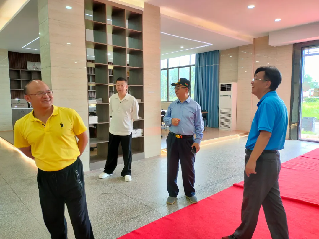 專家領導蒞臨振寧學校參觀指導，助力學校發展邁向新臺階(圖6)