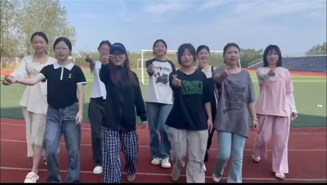“感念師恩·情滿振寧”主題教育活動(dòng)頒獎(jiǎng)儀式(圖12)