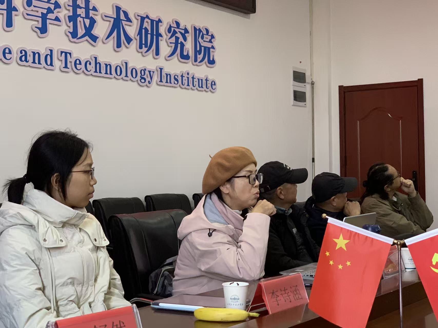 咸寧振寧技工學校攜手省心理協會專家團隊 共啟青少年心理健康服務新征程(圖3)